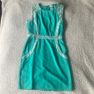 Esley Sleeveless Dress with Lace